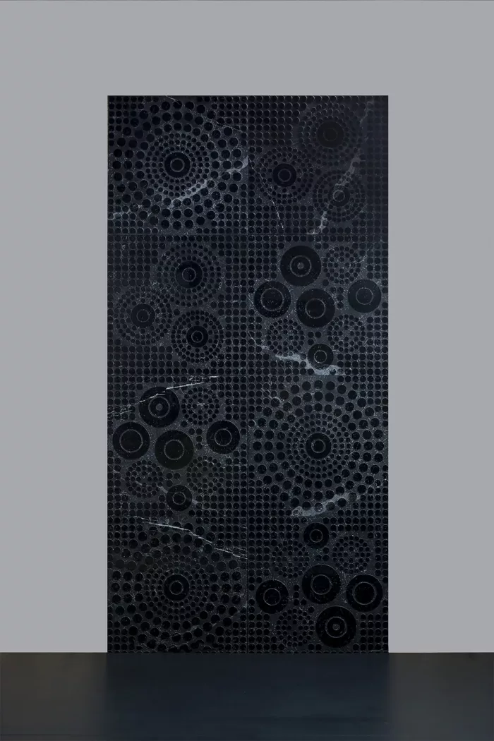 Round - Image 6