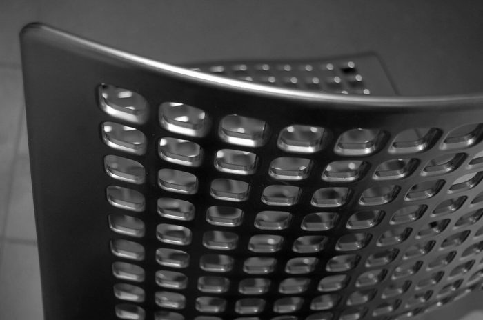 Mirrored Chrome Effect Varnish - Image 5