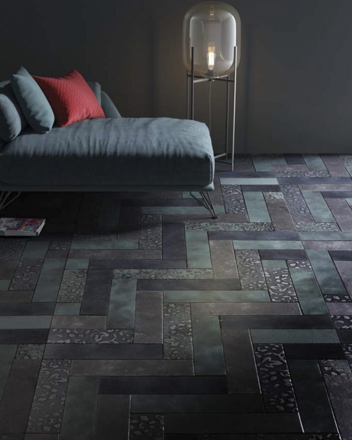 Rectangular Tiles - Hand decorated - Image 2