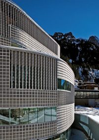 Trapezoidal Glass Block - Image 3