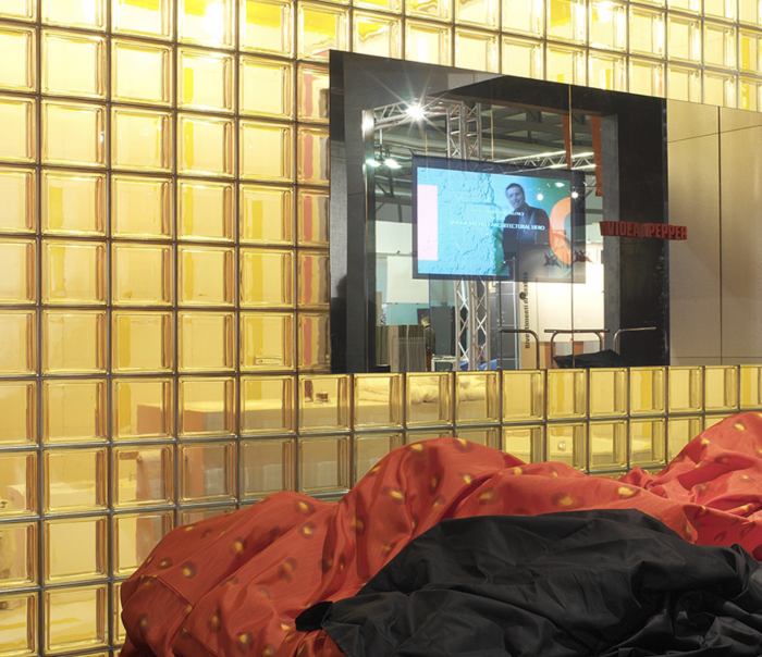 Mendini Glass Block - Image 3