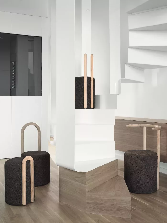 Omega Large Stool 8 - Image 4
