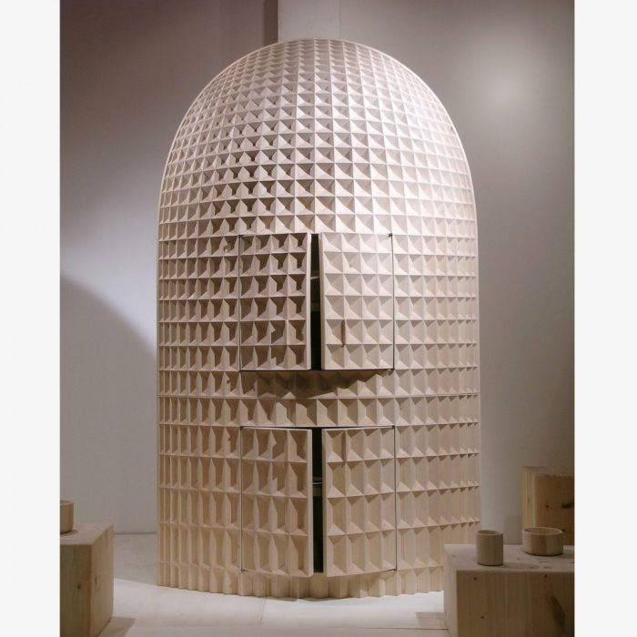 Madia Intagliata Cabinet - Image 5