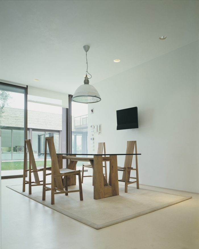 Perugino Dining Table - Image 9