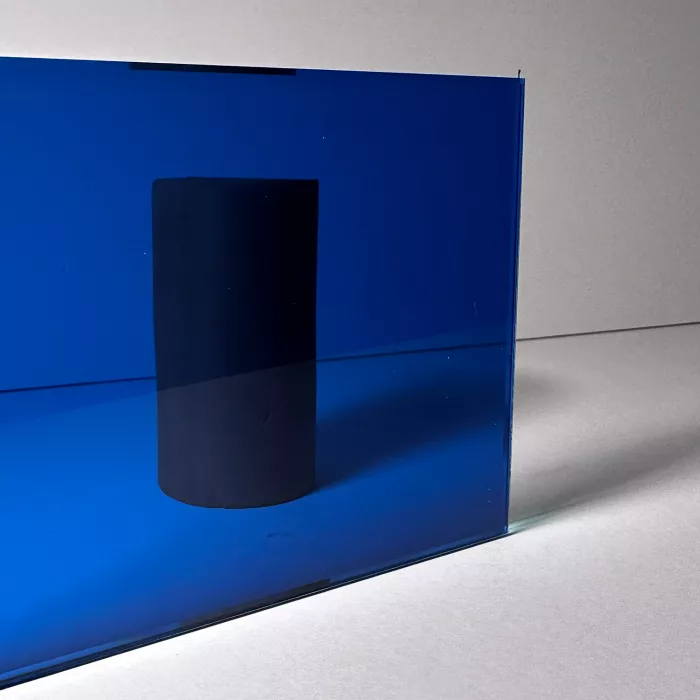 Deep Blue Laminated Glass - Image 3